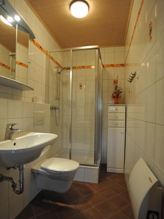 Ferienhaus Nickl Вайсбриах Номер фото