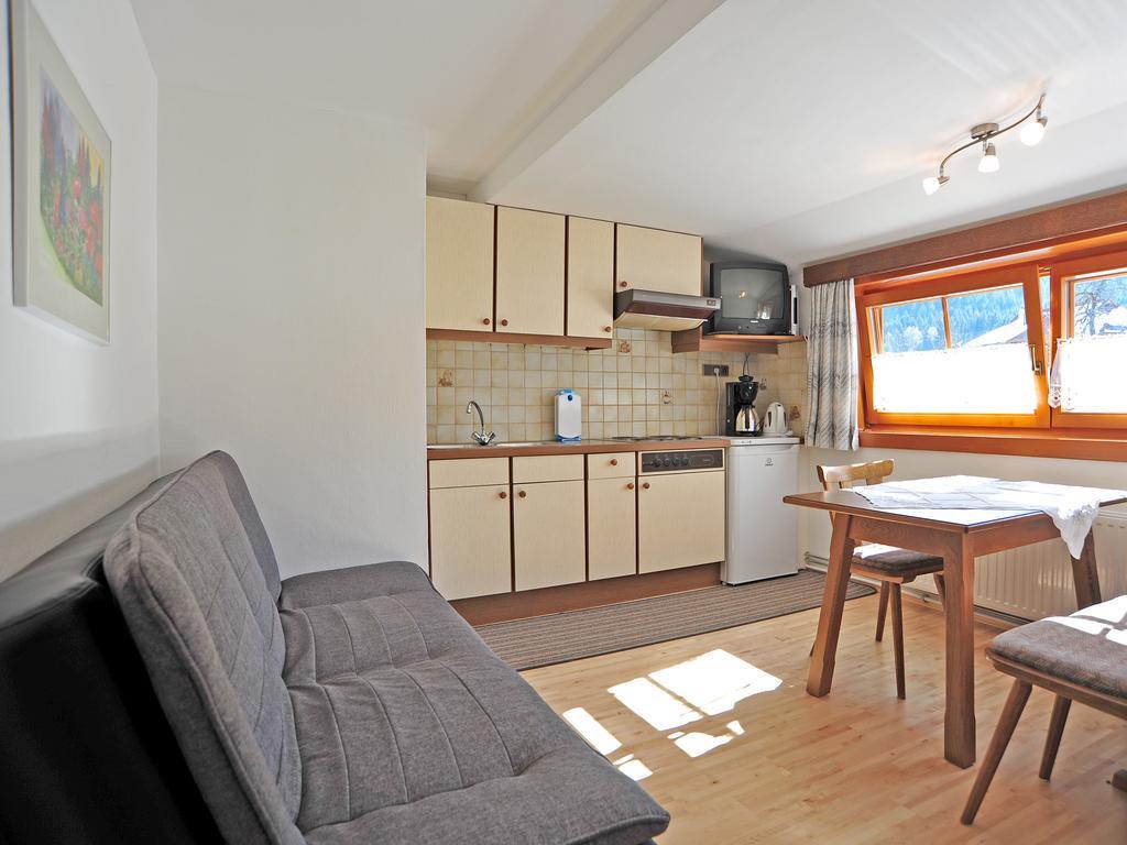 Ferienhaus Nickl Вайсбриах Номер фото